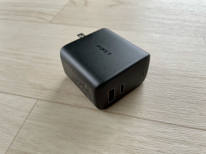 AUKEY「65W PD Charger」差込口